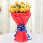 Enticing 12 Yellow Roses