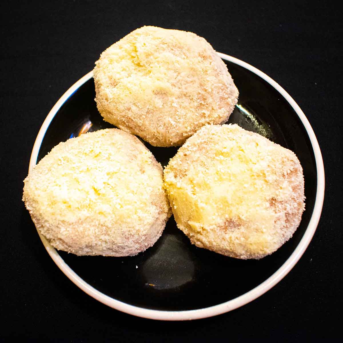 Mawa20Balushahi_657059e2ec988.jpg Mawa Balushahi 1KG - Image 1